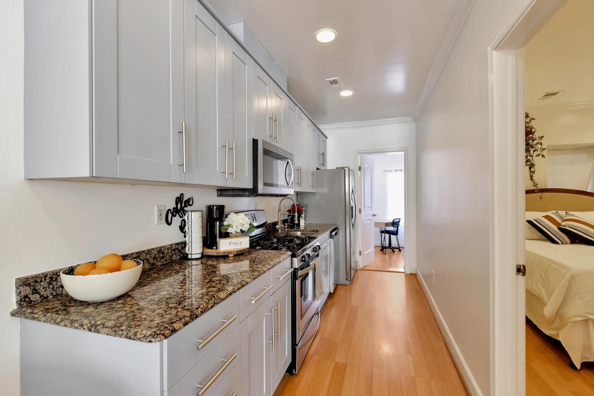 Dc A Lovely Urban Oasis Condo ワシントン エクステリア 写真